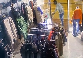 Dos detenidos en Archena por varios robos con fuerza en varias tiendas de la localidad