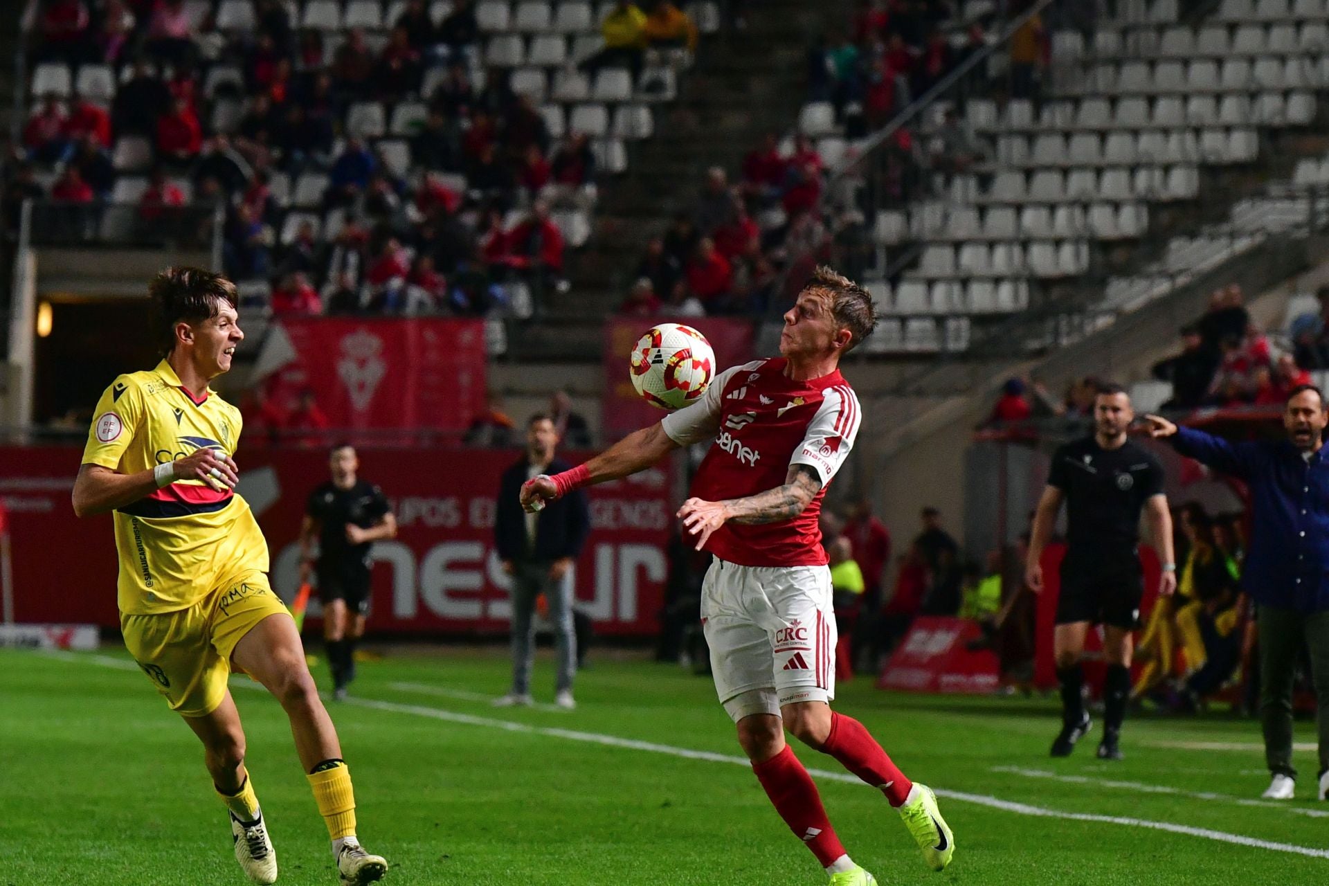 El empate del Real Murcia frente al Atlético Sanluqueño, en imágenes