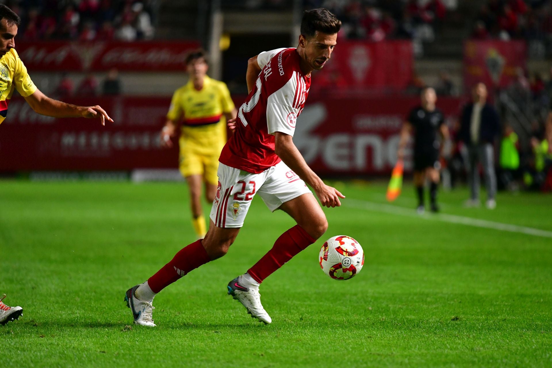 El empate del Real Murcia frente al Atlético Sanluqueño, en imágenes