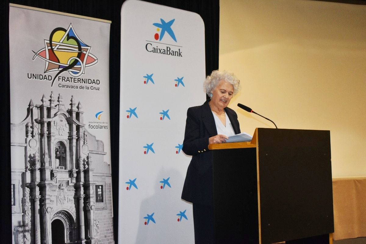 Unidad y Fraternidad entrega las microbecas y presenta concursos Día de la Fraternidad