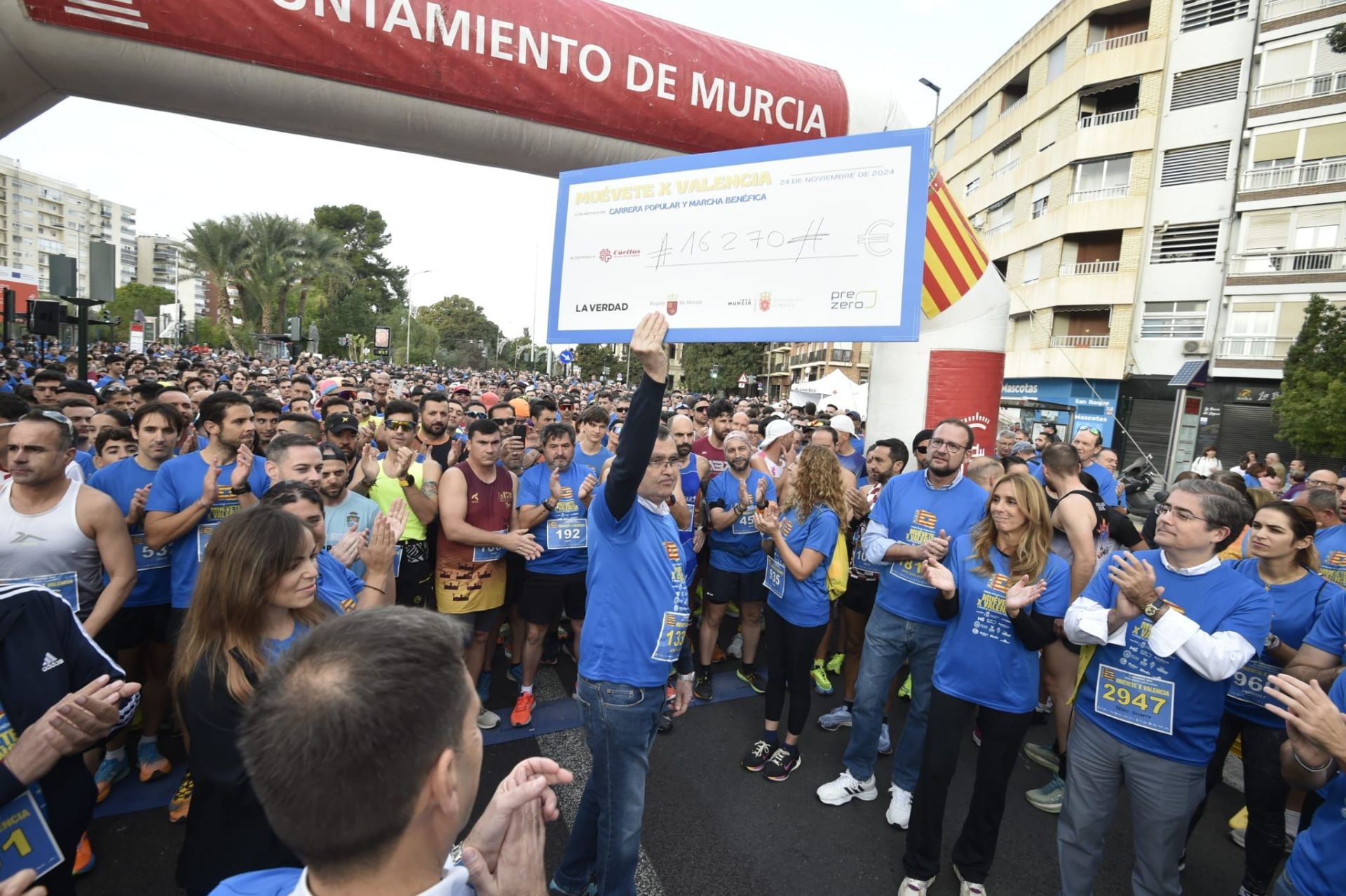 La carrera solidaria &#039;Muévete X Valencia&#039;, en imágenes (I)