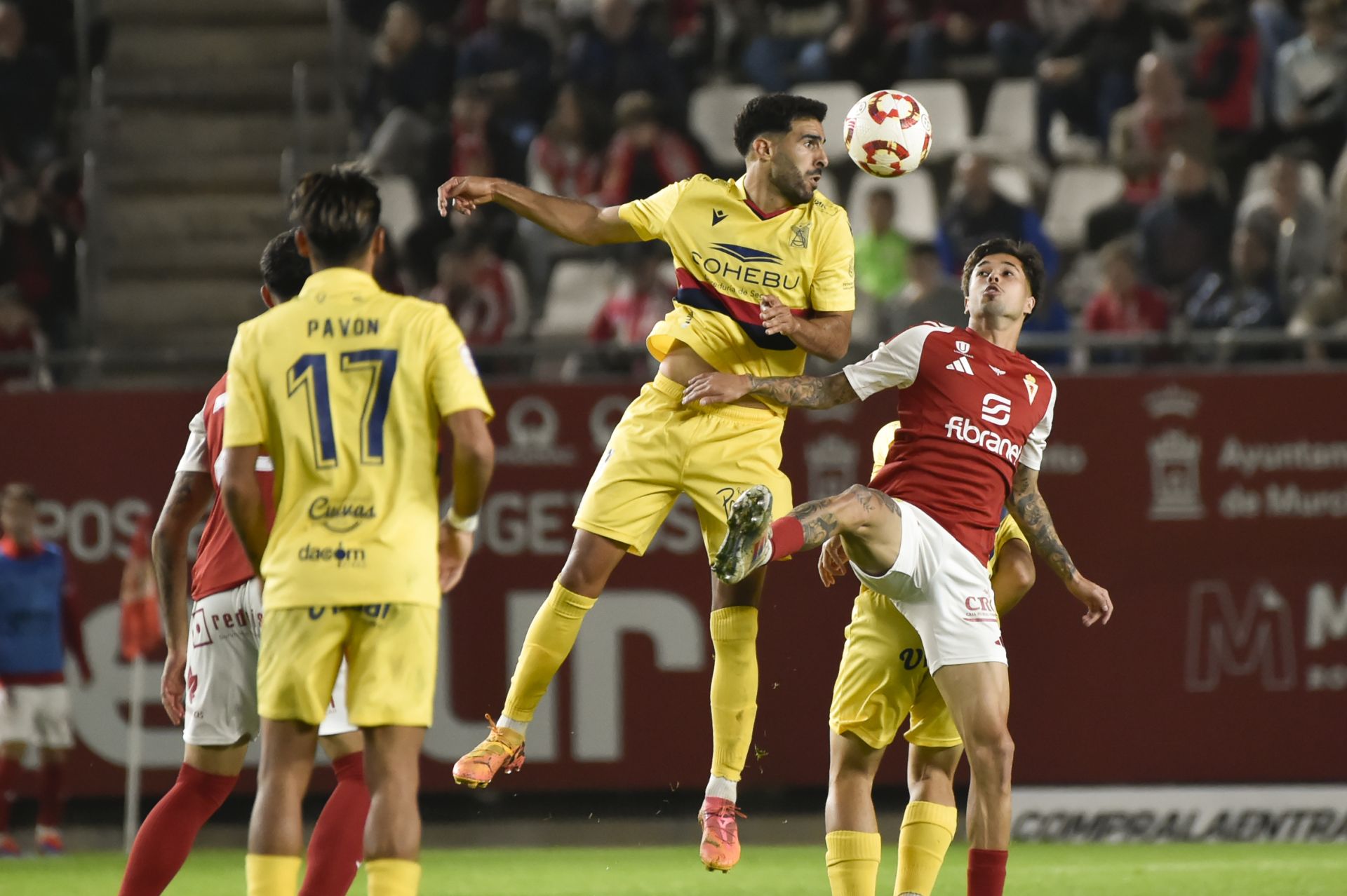 El empate del Real Murcia frente al Atlético Sanluqueño, en imágenes