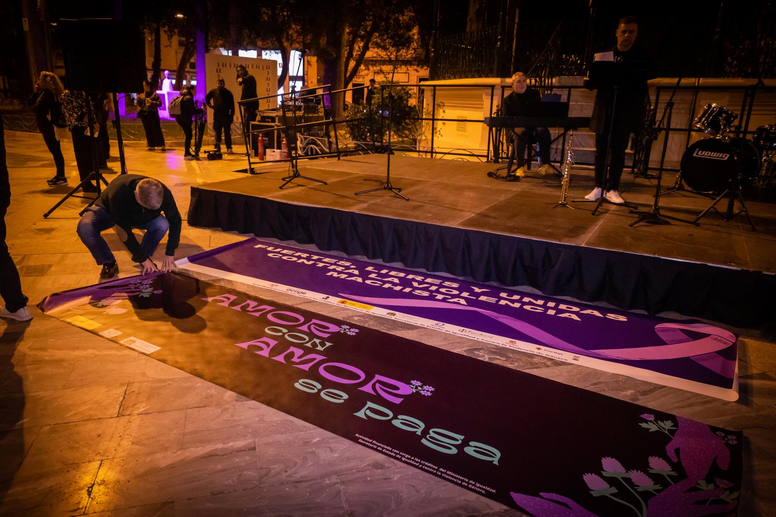 Las imágenes de la marcha del 25-N contra la violencia de género en Orihuela