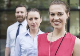 En la Generación X, las mujeres se identifican más con la preocupación por el bienestar de los demás y el afecto.