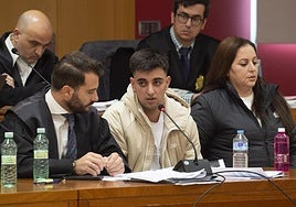 El Tente se dirige a la familia de Kevin, este martes, en la recta final del juicio.