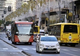 Servicios mínimos en Murcia durante la huelga de transportes de este viernes, en imágenes