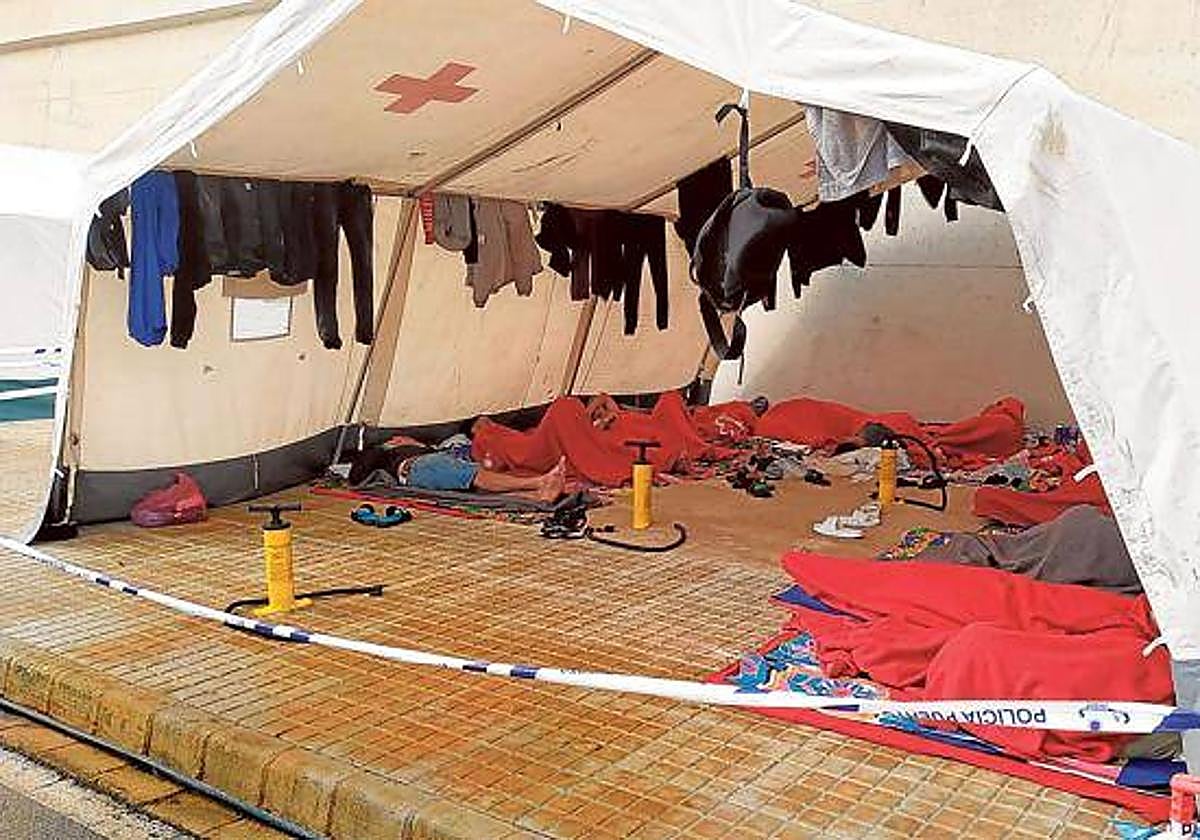 Interceptan dos pateras en la costa de Cartagena con 28 inmigrantes a bordo