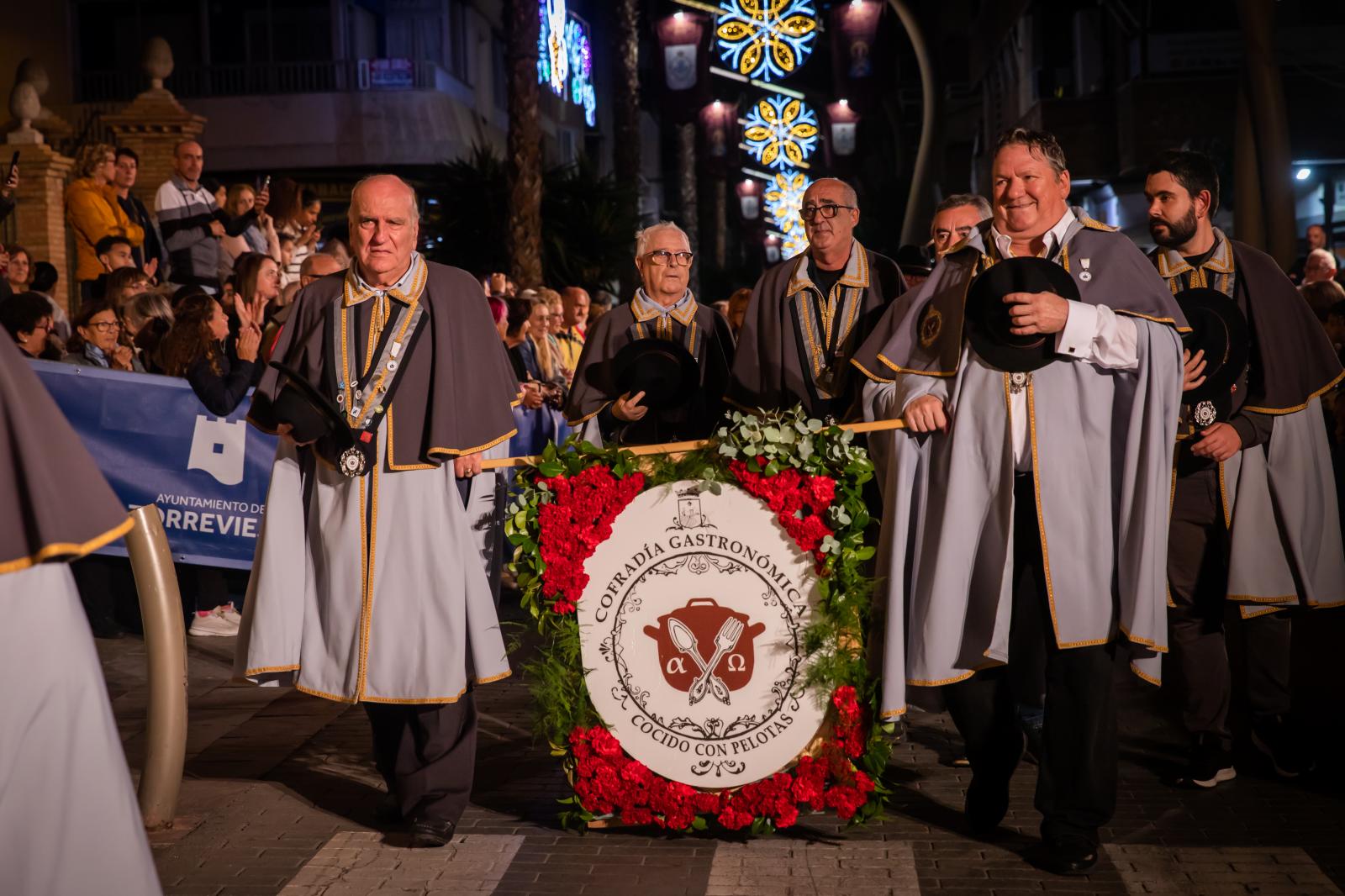 Las imágenes de la ofrenda floral a la Purísima en Torrevieja