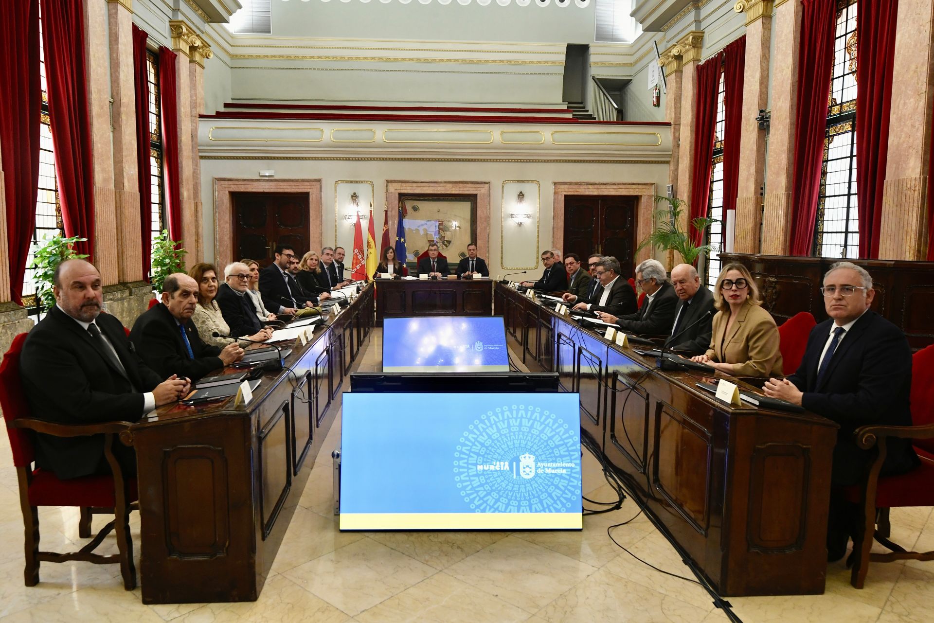 Presentación del comité organizador del 1.200 aniversario de Murcia, en imágenes