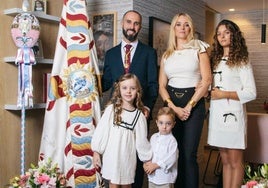 Pedro Javier Ortega junto a su familia.