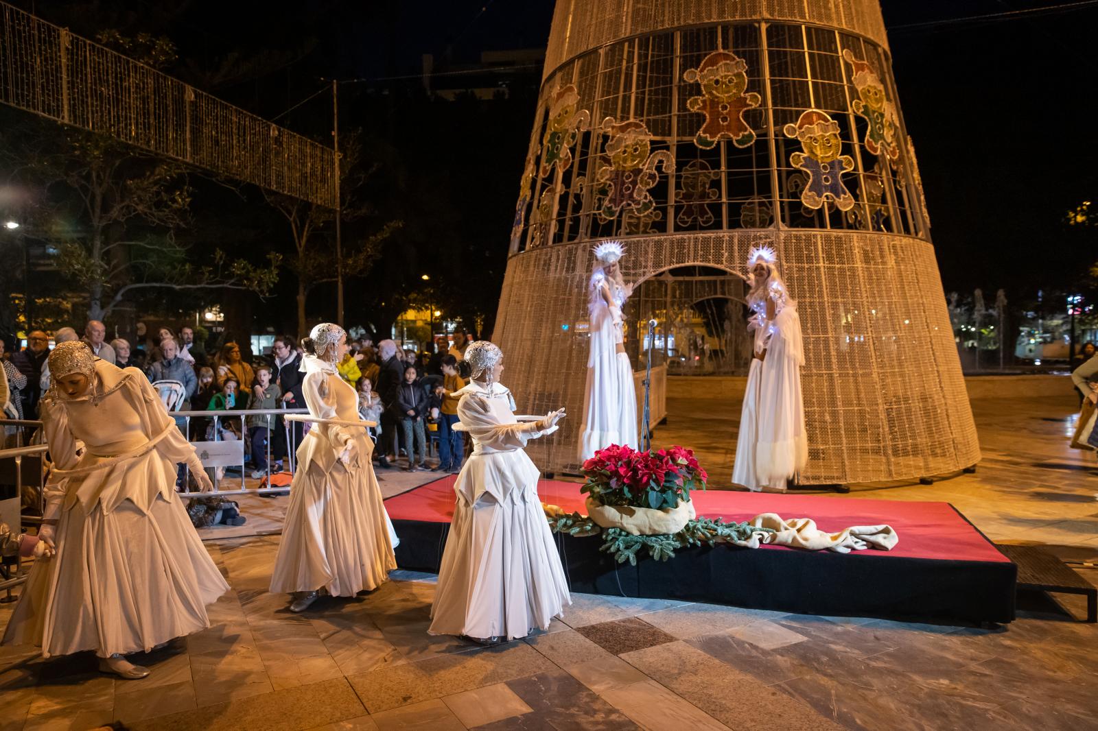 El encendido de las luces de Navidad de Orihuela, en imágenes