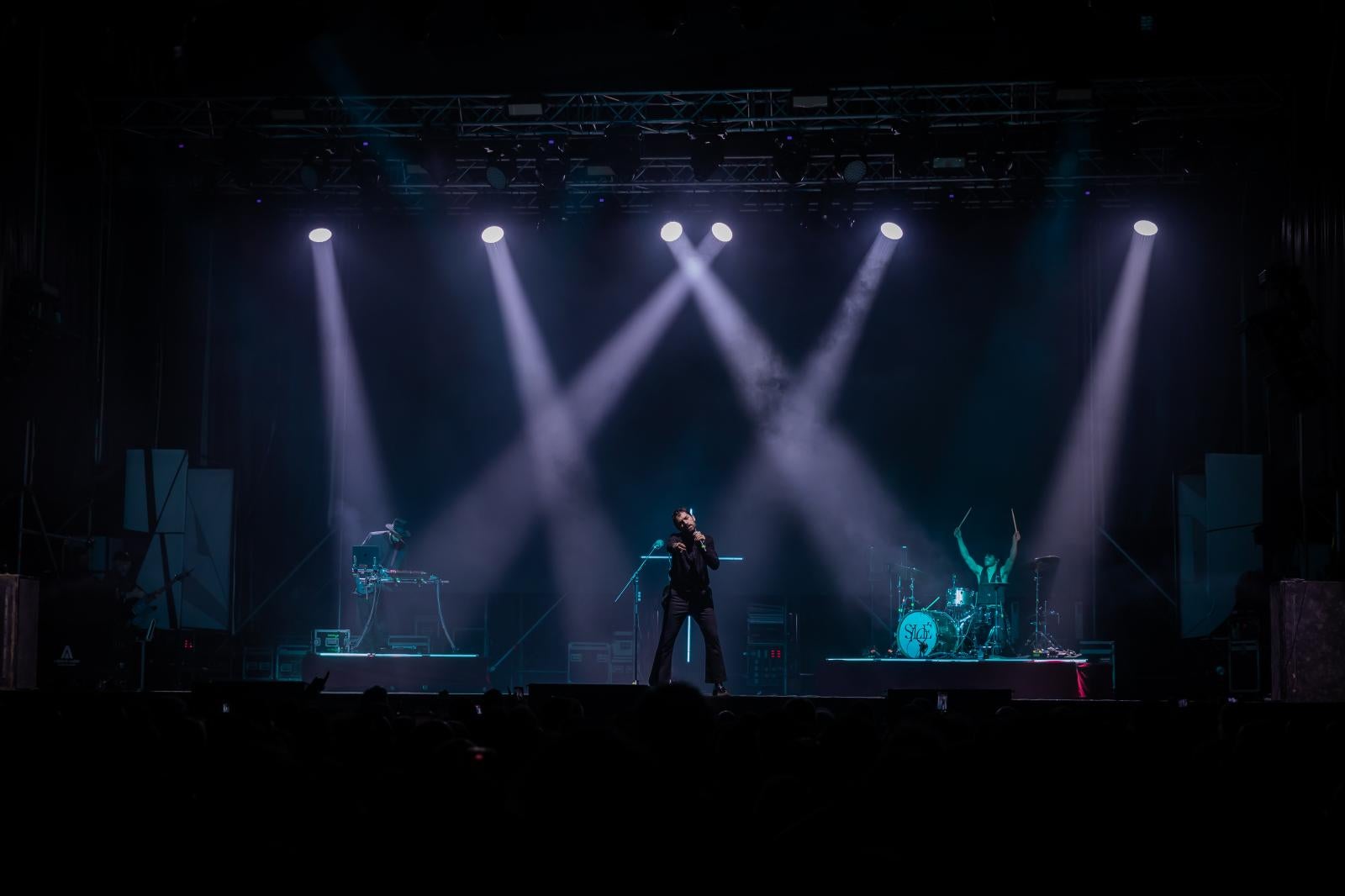 Las imágenes del concierto de Lori Meyers y Siloé en Torrevieja