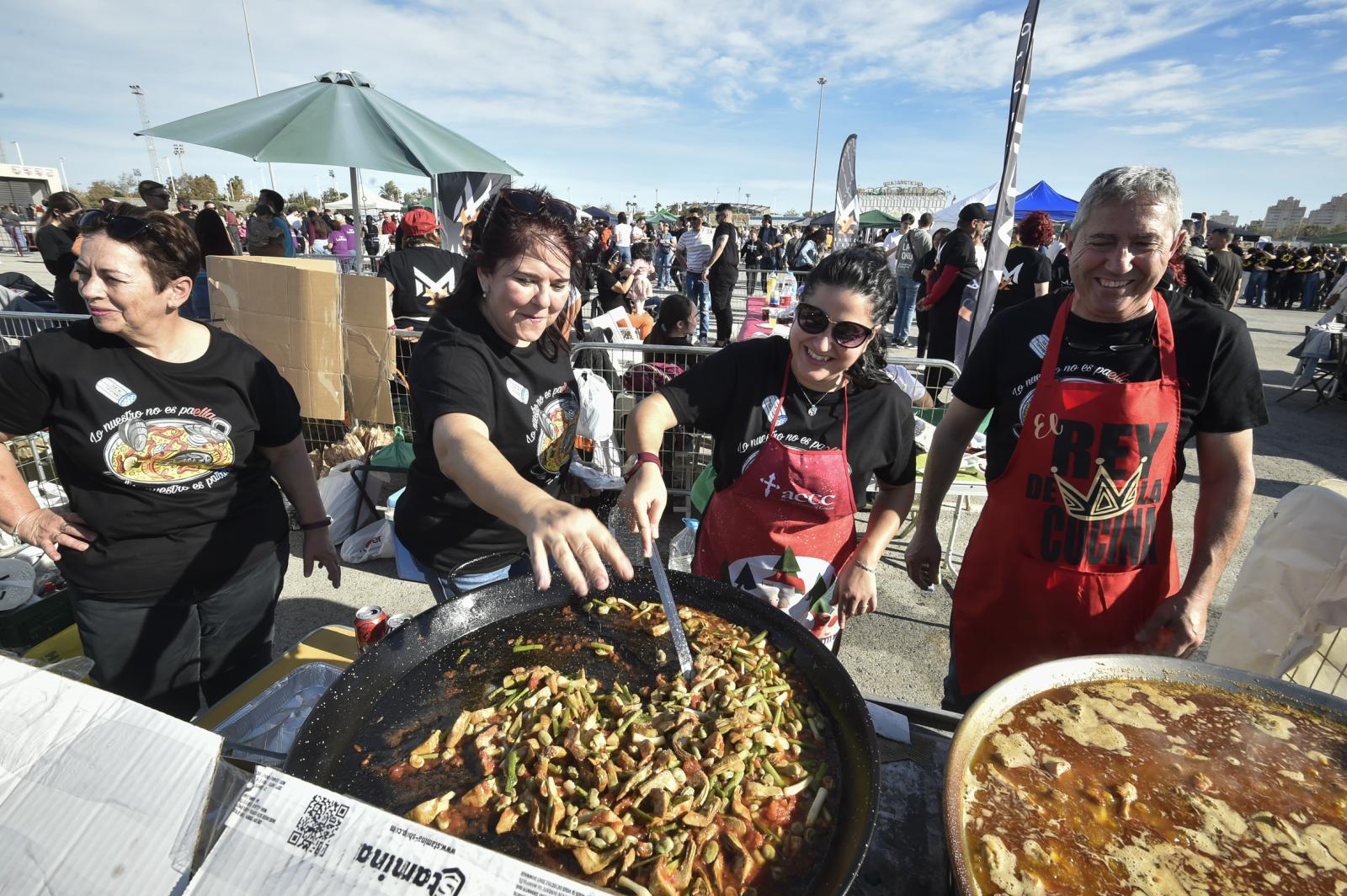 Las imágenes del concurso de paellas de las fiestas de la Purísima en Torrevieja