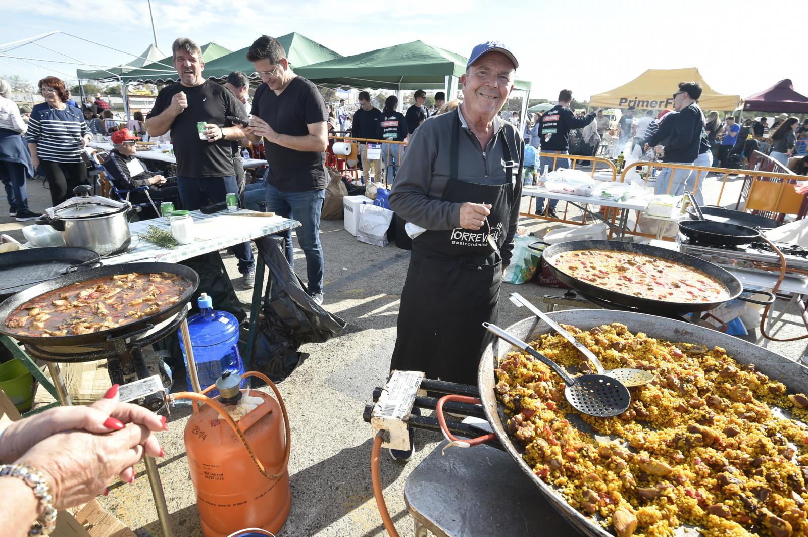 Las imágenes del concurso de paellas de las fiestas de la Purísima en Torrevieja