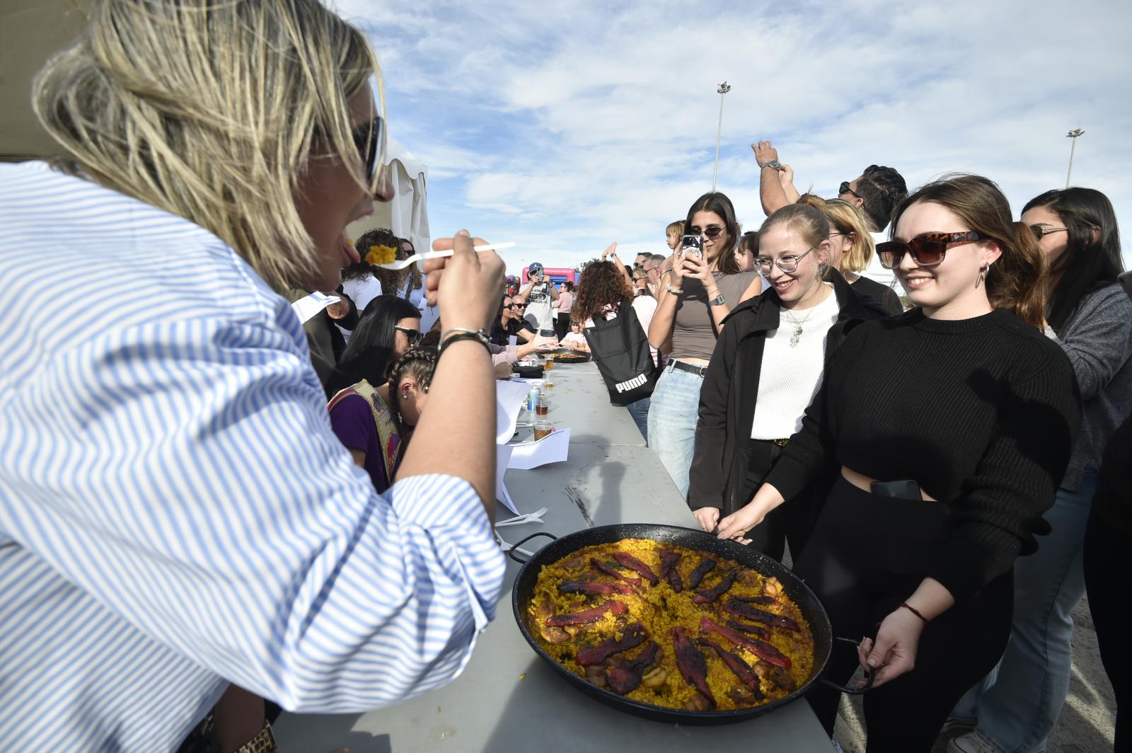 Las imágenes del concurso de paellas de las fiestas de la Purísima en Torrevieja