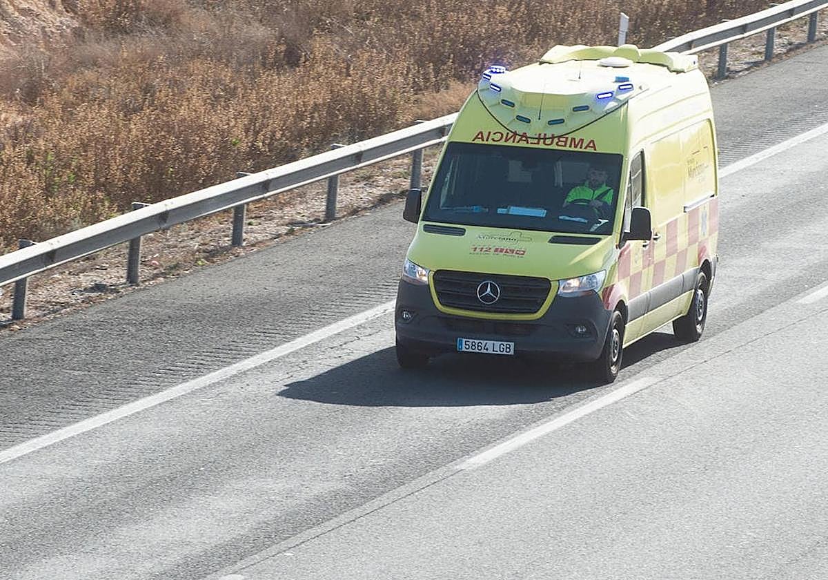 Una ambulancia, en una imagen de archivo.