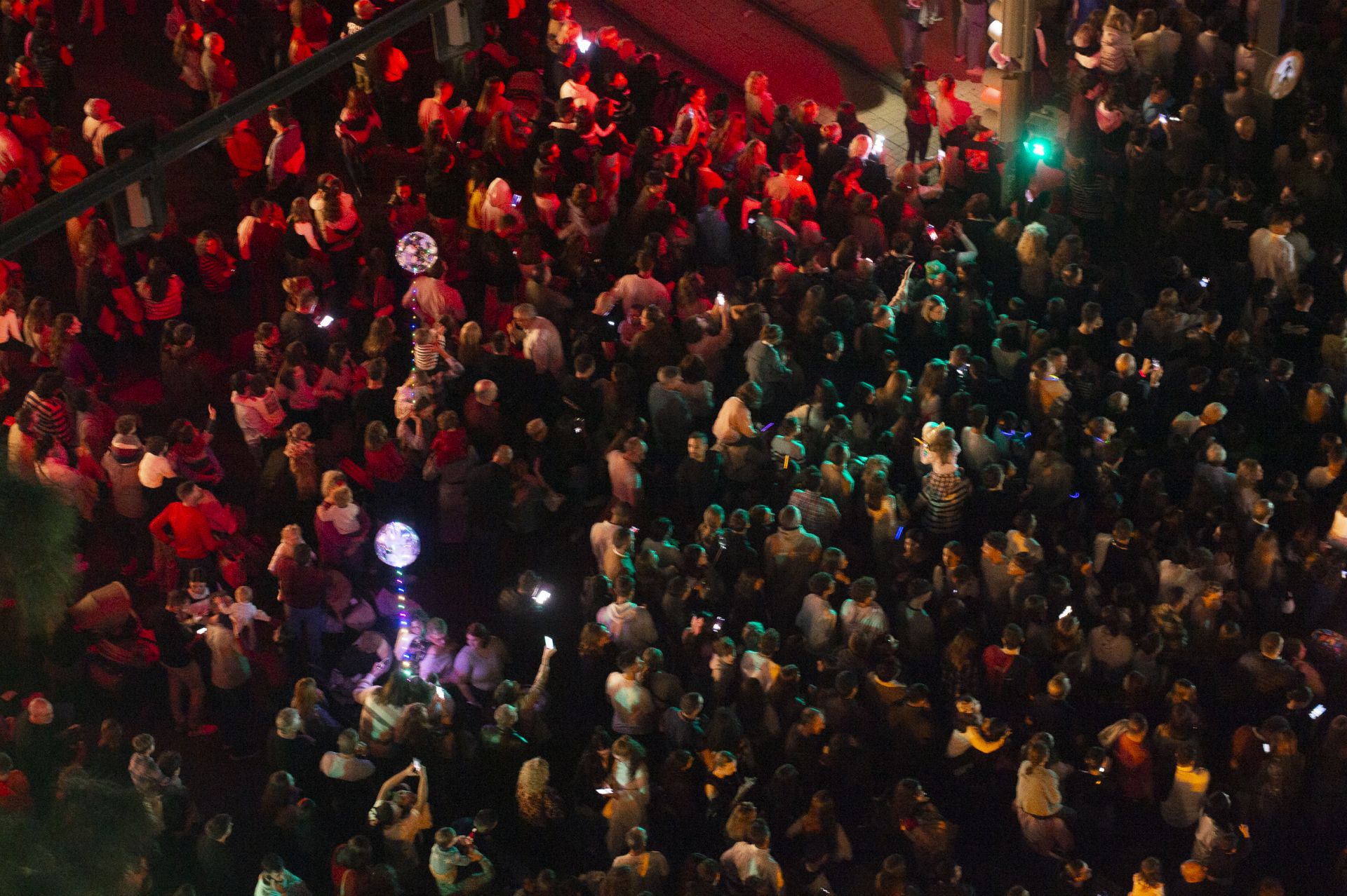 El encendido del Gran Árbol de Navidad de Murcia, en imágenes