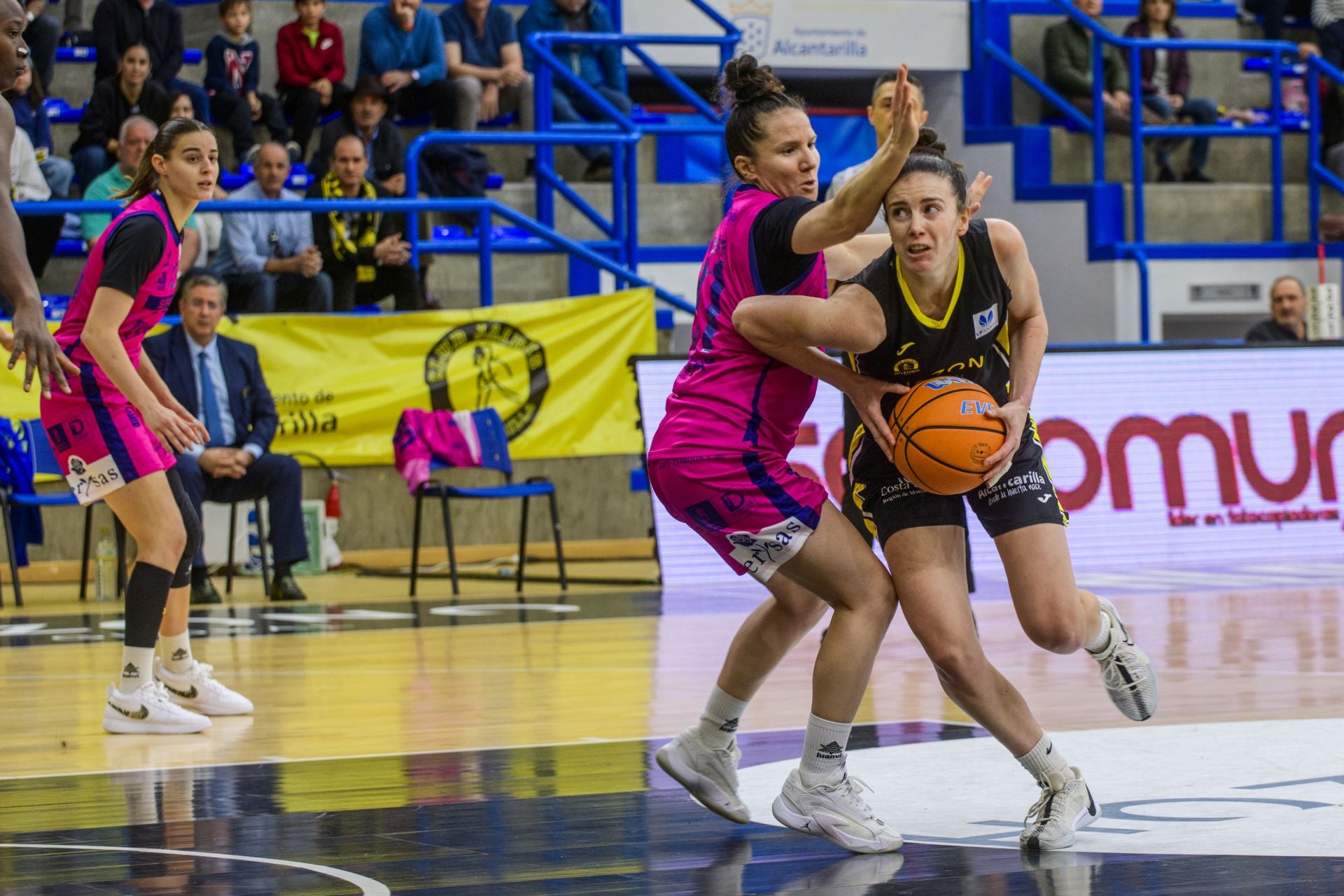 La victoria del Hozono Global Jairis ante el Spar Gran Canaria, en imágenes