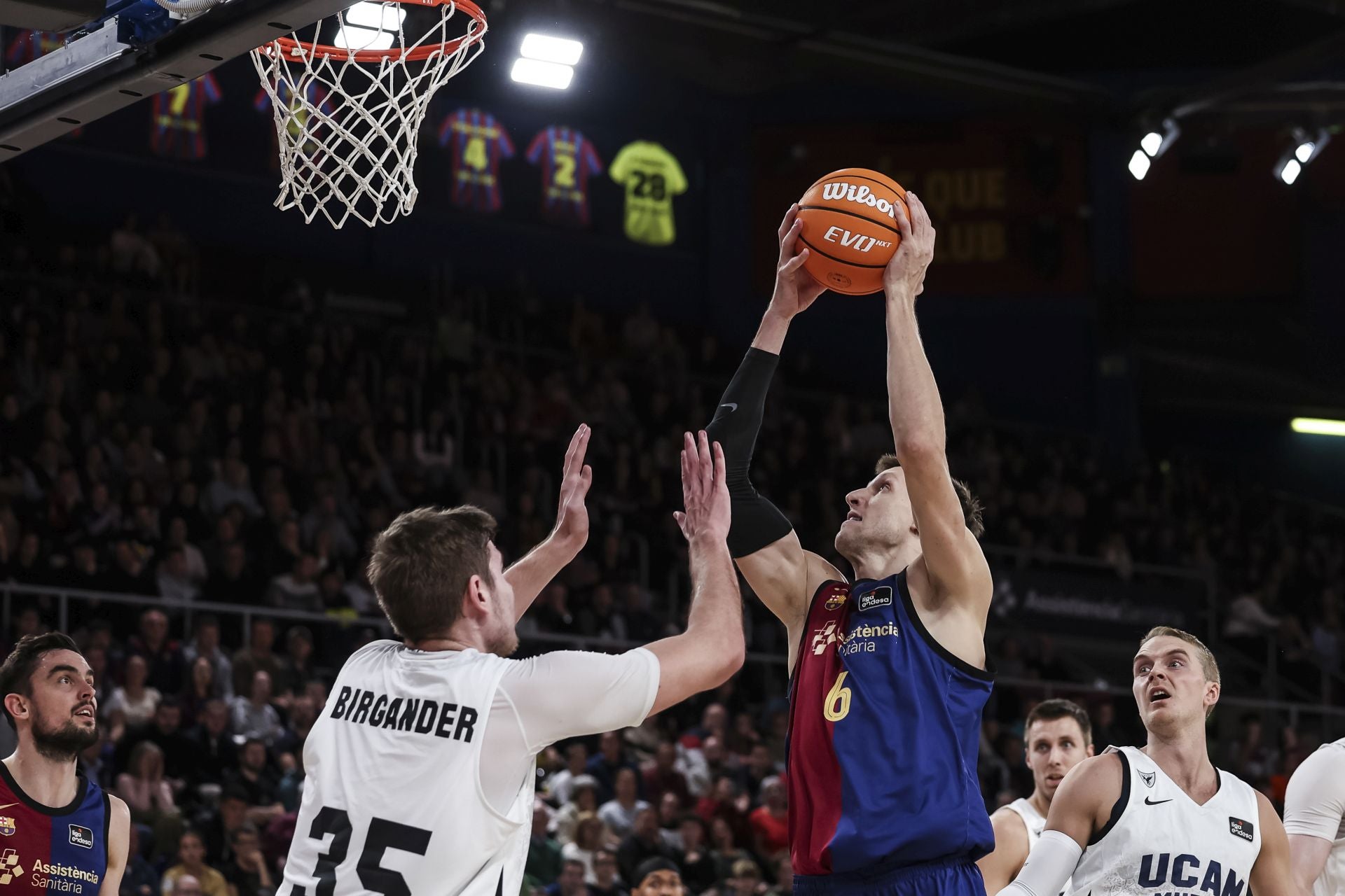 La derrota del UCAM Murcia en el Palau ante el Barça, en imágenes