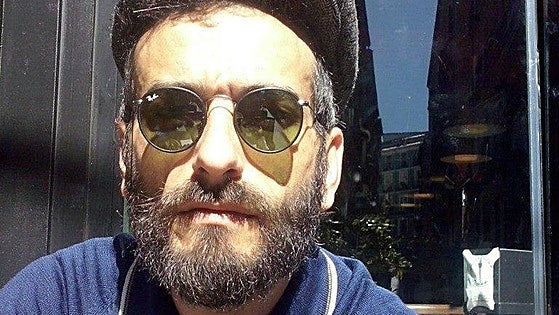 Muere en Grecia el polifacético artista murciano Abraham Hurtado, director del Centro Negra de Blanca