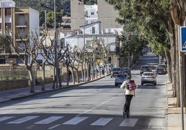 Tráfico en la avenida Pío XII, del barrio de La Concepción.