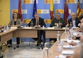 Los miembros de la Junta de Gobierno de la CHS se han reunido este jueves para presentar su balance.