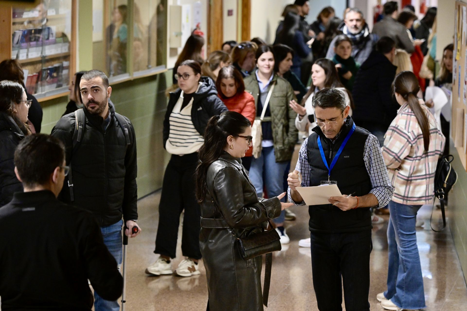 Las oposiciones de la Administración General del Estado en la Región de Murcia, en imágenes