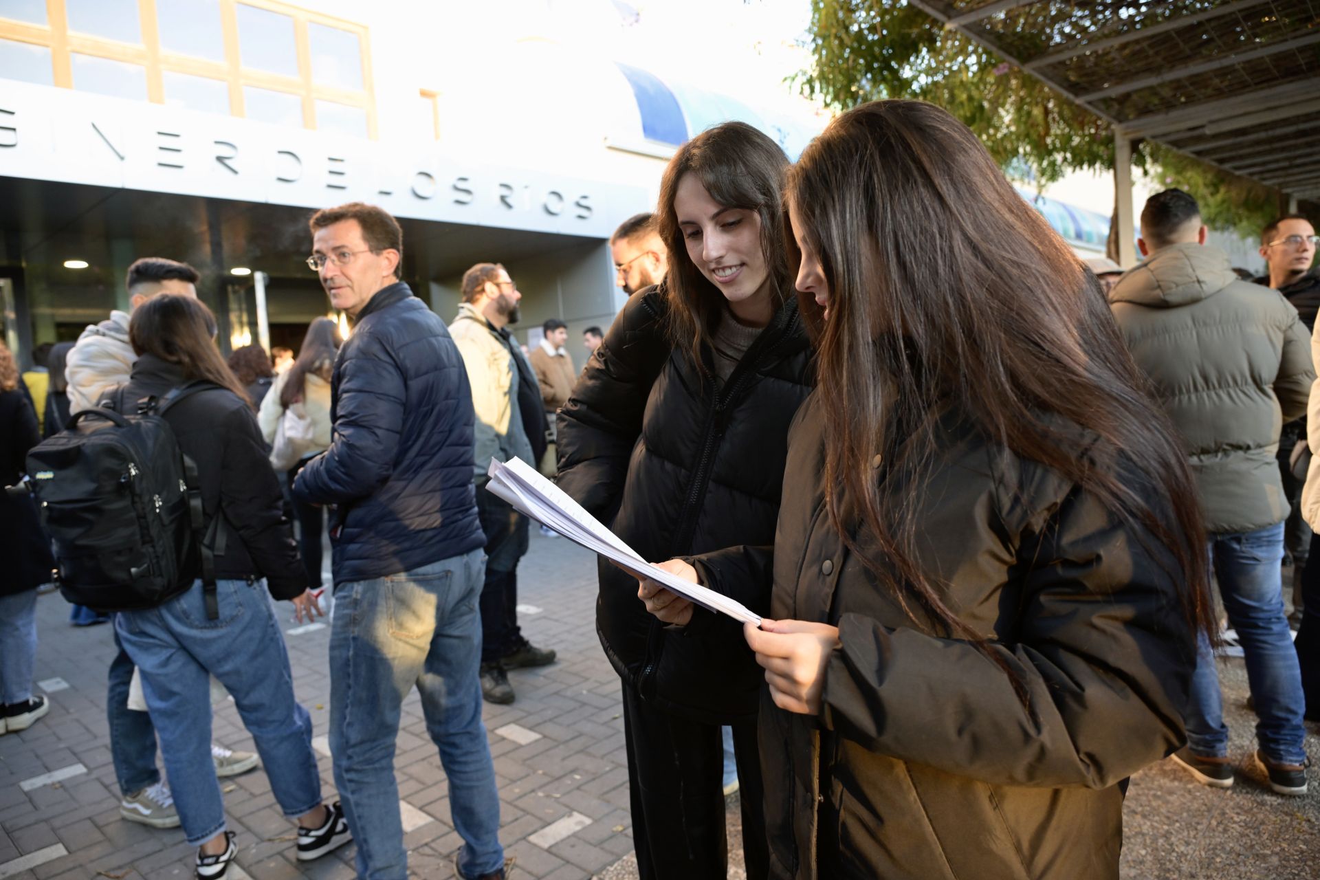Las oposiciones de la Administración General del Estado en la Región de Murcia, en imágenes