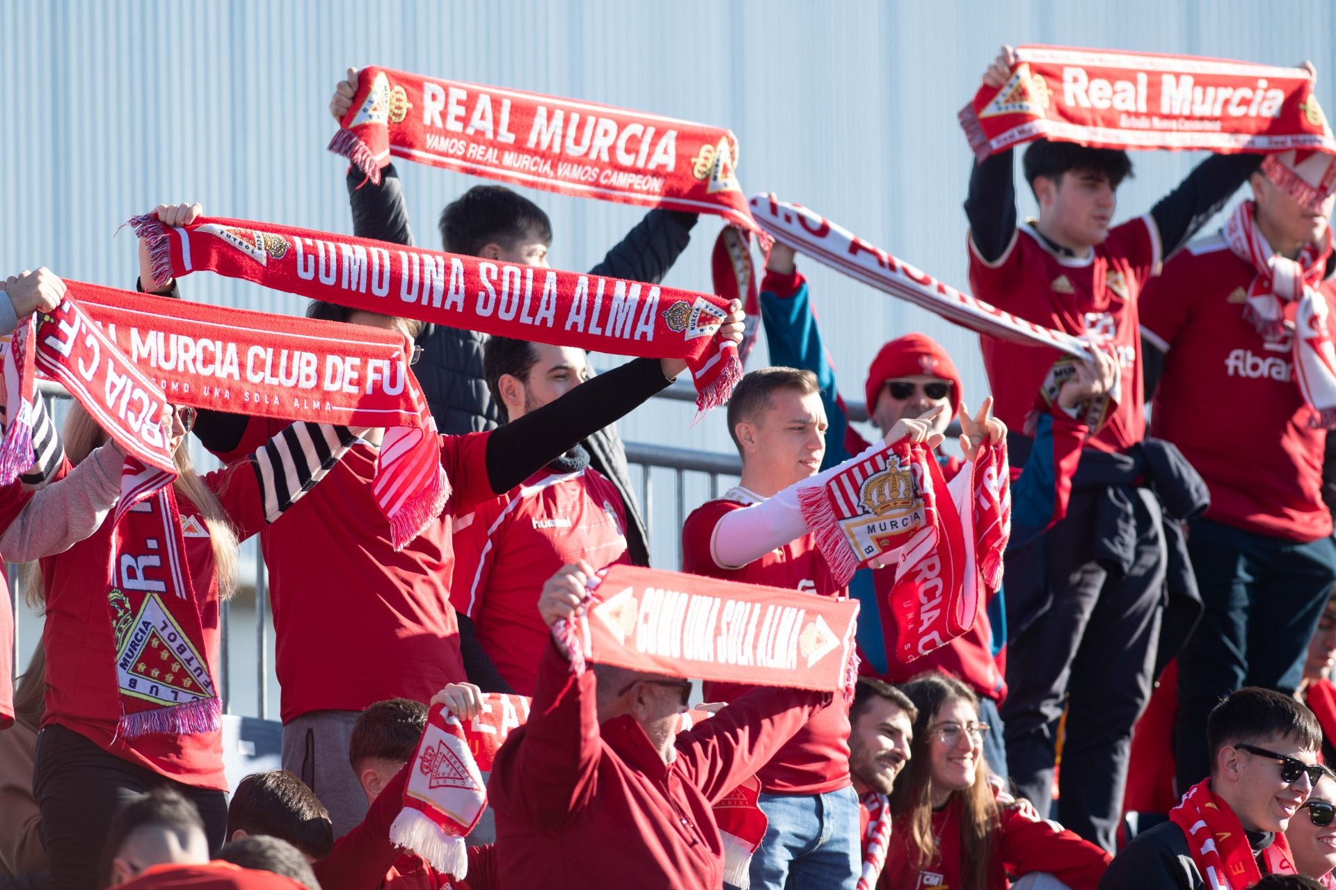 El empate del Real Murcia frente al Fuenlabrada, en imágenes