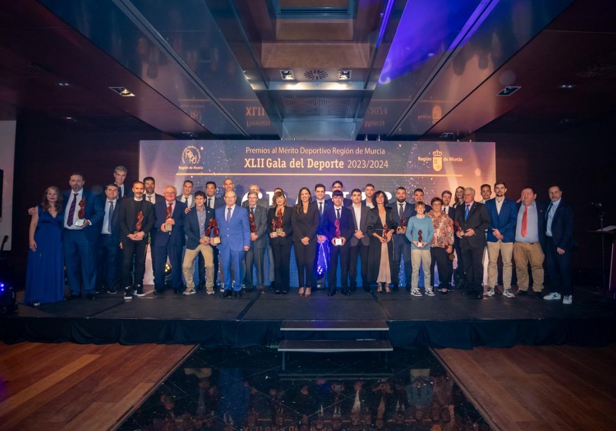 Premios de oro del deporte regional