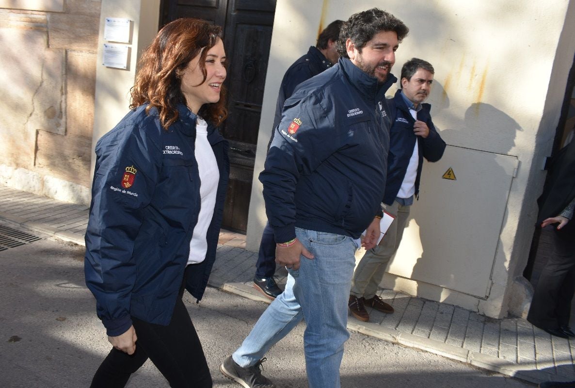 Imágenes de la visita de Díaz Ayuso - I Centro de Acogida