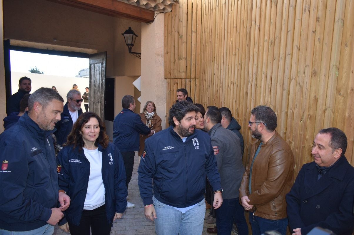 Imágenes de la visita de Díaz Ayuso - I Centro de Acogida