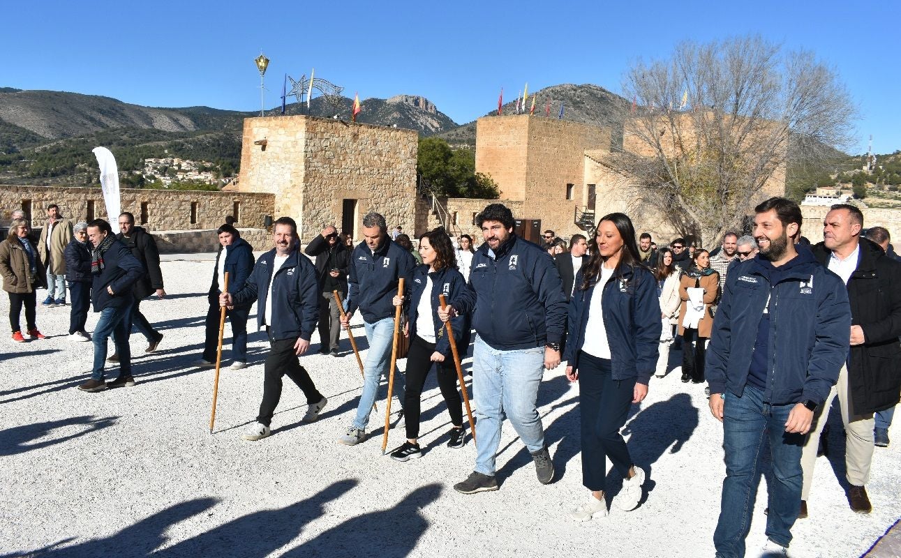 Imágenes de la visita de Díaz Ayuso - II Basílica Vera Cruz