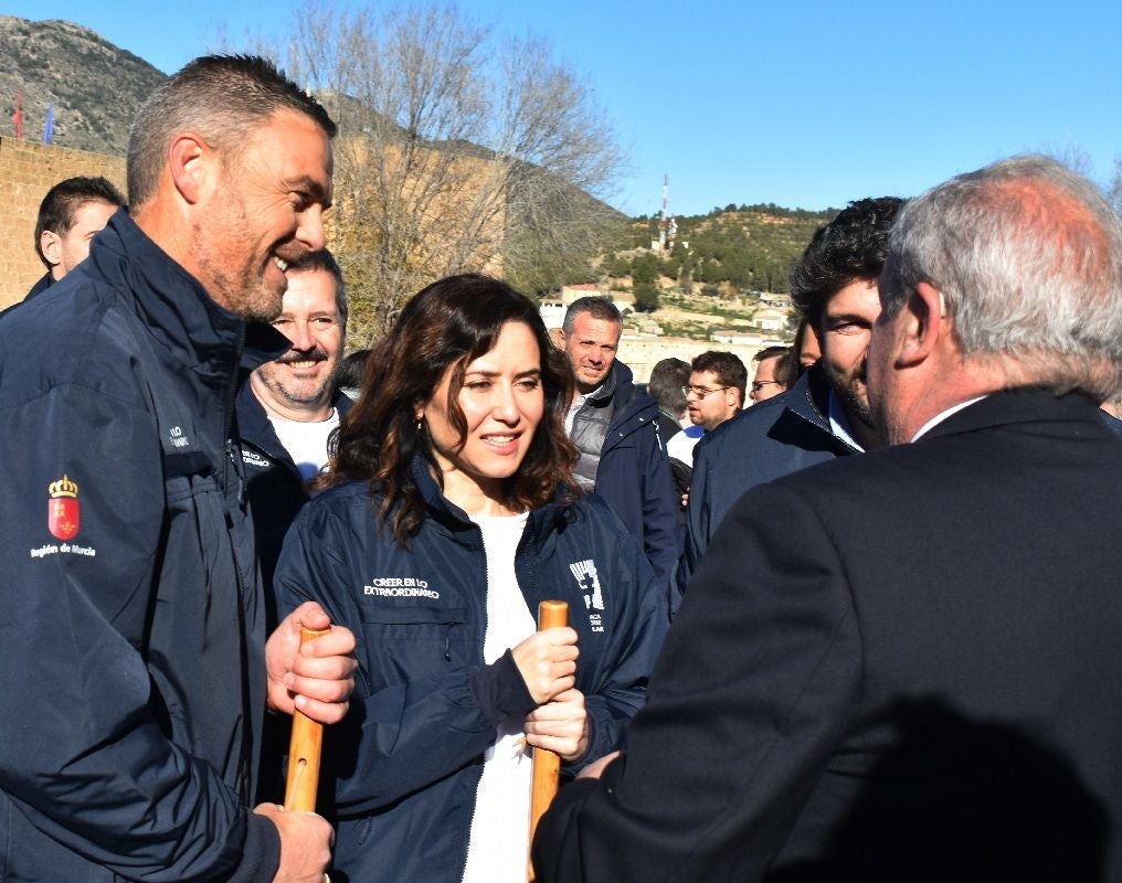 Imágenes de la visita de Díaz Ayuso - II Basílica Vera Cruz