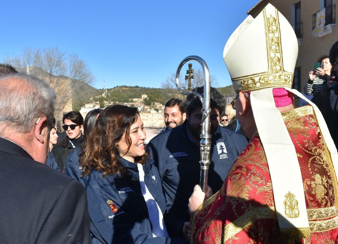 Imágenes de la visita de Díaz Ayuso - II Basílica Vera Cruz