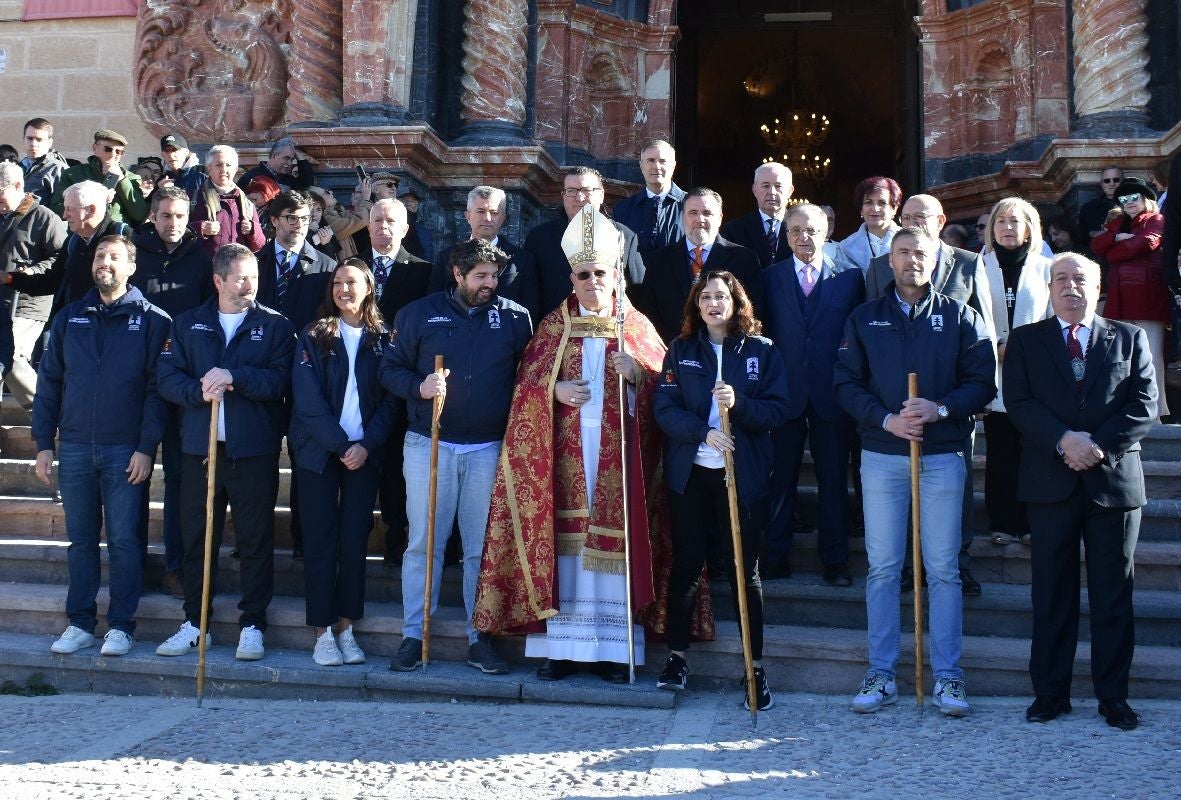 Imágenes de la visita de Díaz Ayuso - II Basílica Vera Cruz