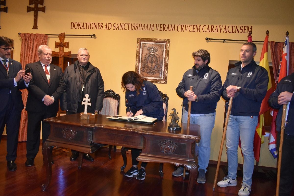 Imágenes de la visita de Díaz Ayuso - II Basílica Vera Cruz