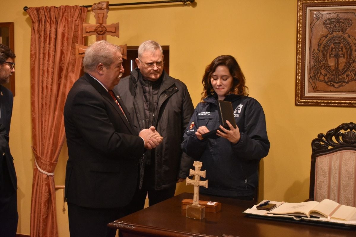 Imágenes de la visita de Díaz Ayuso - II Basílica Vera Cruz