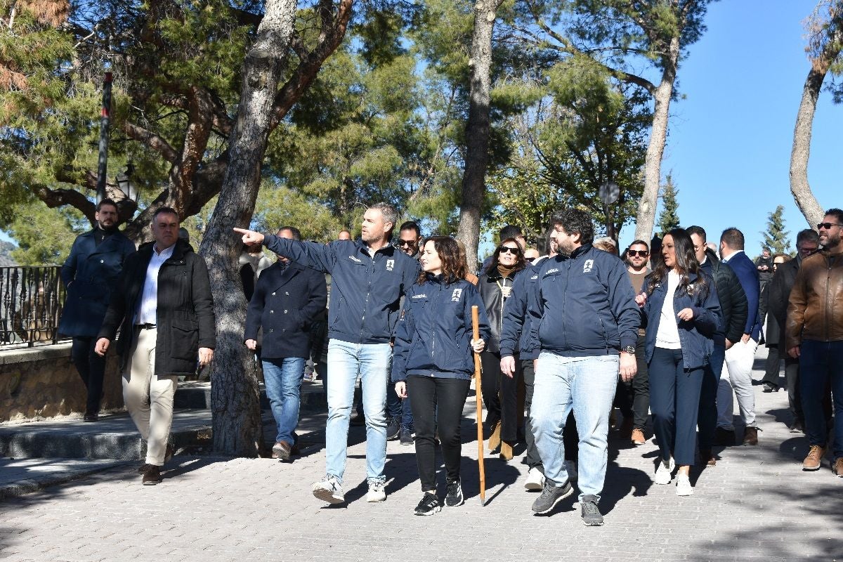 Imágenes de la visita de Díaz Ayuso - III Ayuntamiento