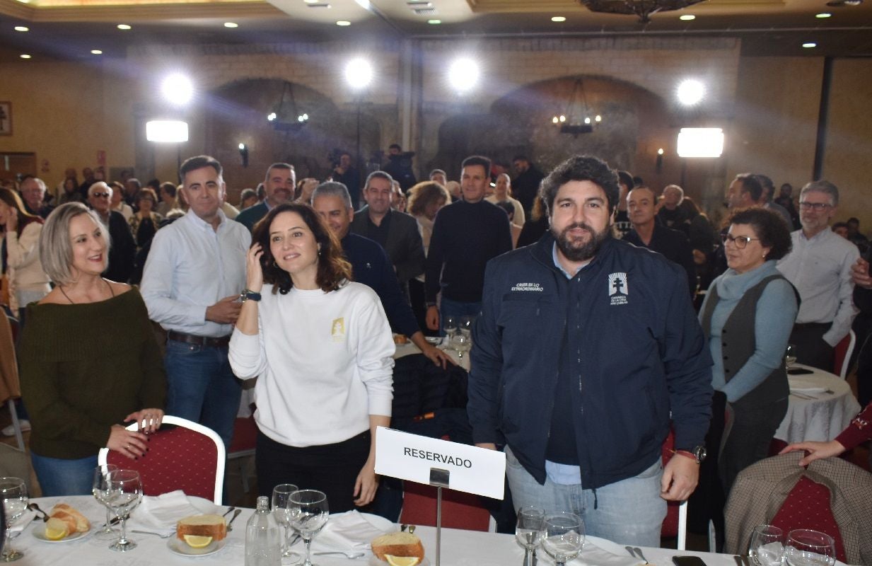 Imágenes de la visita de Díaz Ayuso - IV Acto afiliados PP