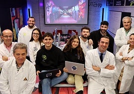 t Innovando. Imágenes de los jóvenes participantes en la segunda edición del programa de innovación 'Business Tech LAB'.