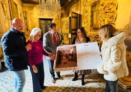 Presentación del calendario solidario en el palacio de Guevara.