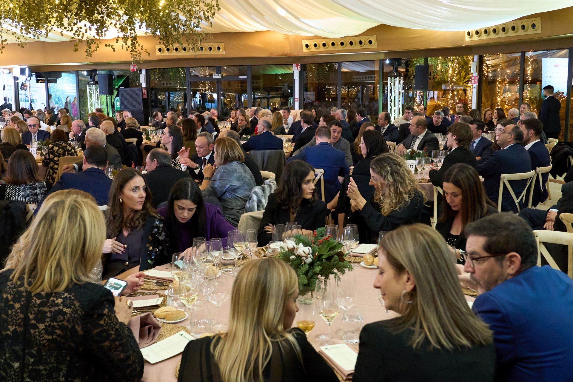 Ambiente de gala para una velada histórica