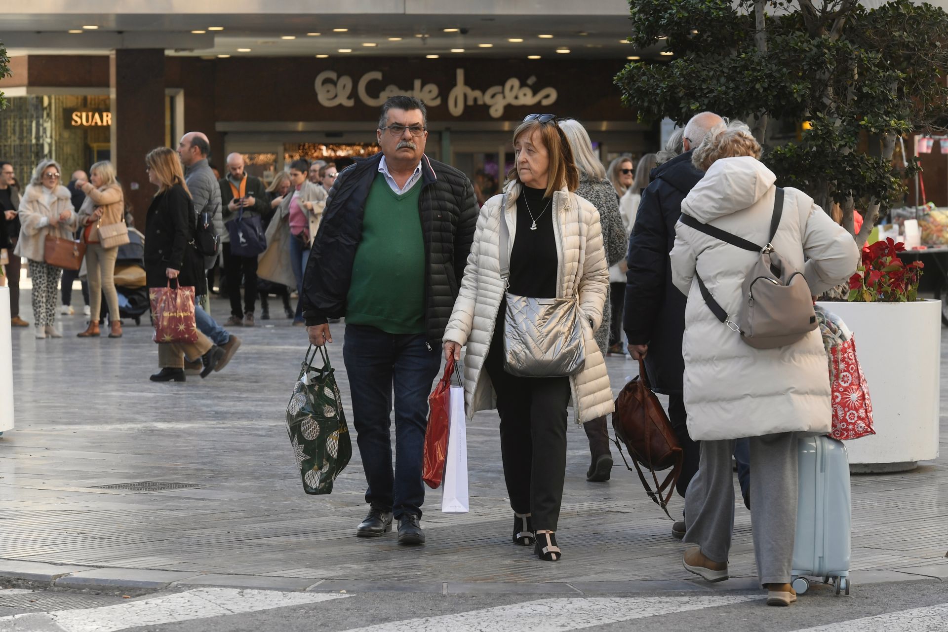 Viandantes en el centro de Murcia, en una imagen reciente.