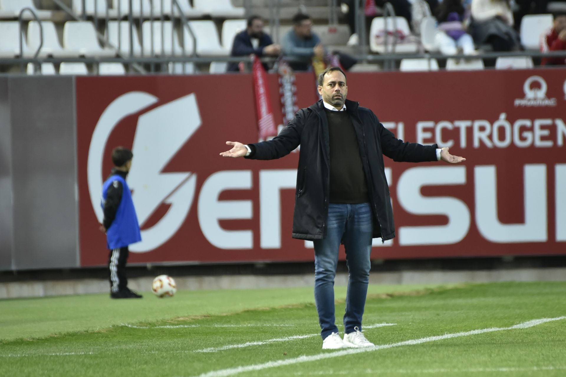 El empate del Real Murcia frente al Intercity, en imágenes