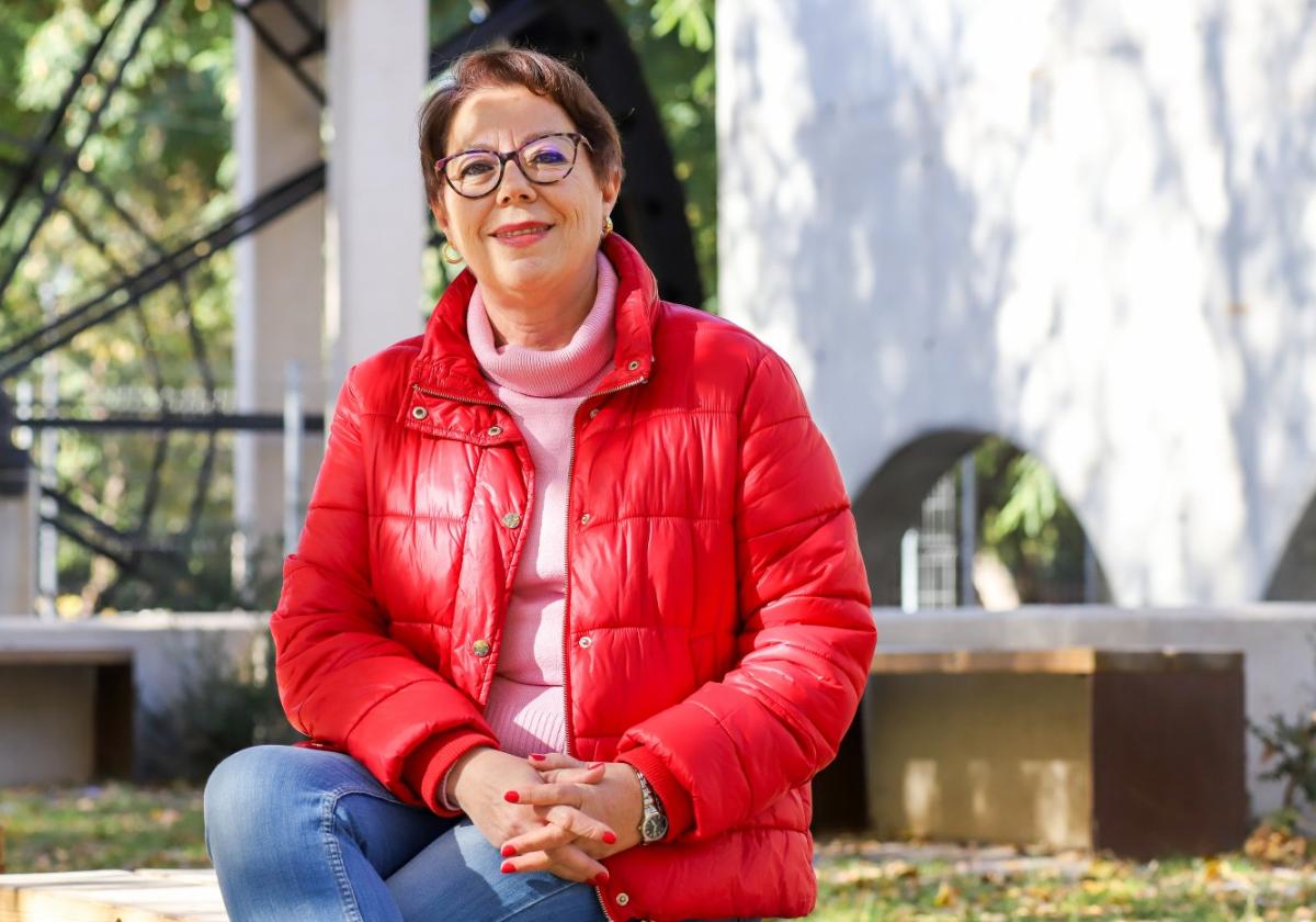 Ramona López Gómez (Zarcilla de Ramos, Lorca, 1967), en un parque de Molina de Segura.