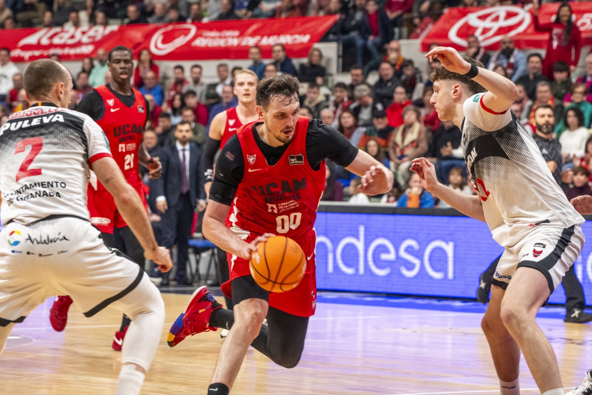 La victoria del UCAM Murcia ante el Granada, en imágenes