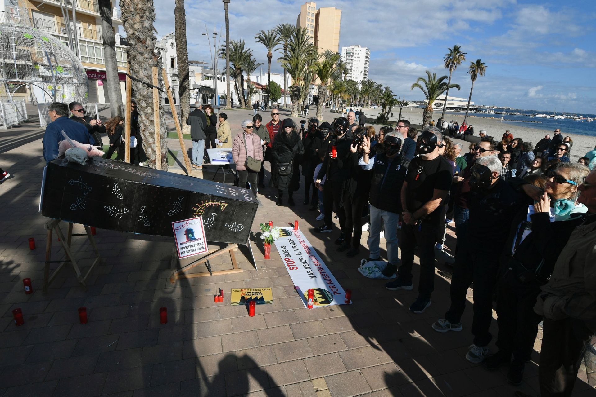 La marcha fúnebre contra la planta de biometano en San Javier, en imágenes
