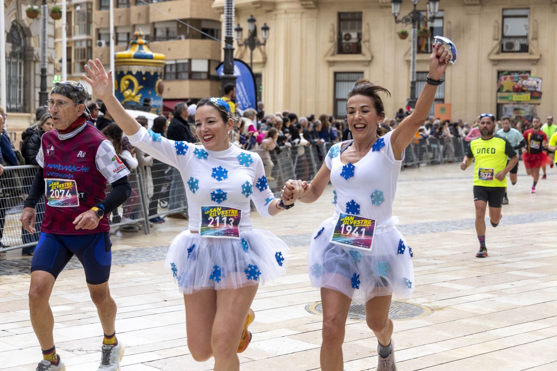 Los disfraces de la San Silvestre de Cartagena 2024, en imágenes