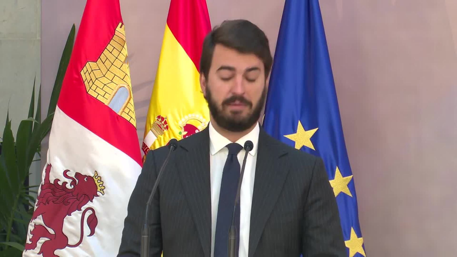 Gallardo: "No puede haber medias tintas, o se está con las víctimas o con los terroristas"